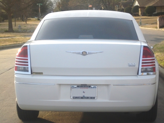 Chrysler 300 Classic Elegant Lines